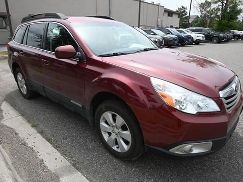 Used 2012 Subaru Outback 2.5i Premium w/ All-Weather Pkg AWD/4WD image 5