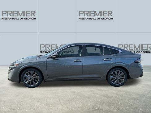 New 2026 Nissan Sentra SL w/ Floor Mat Package FWD image 8