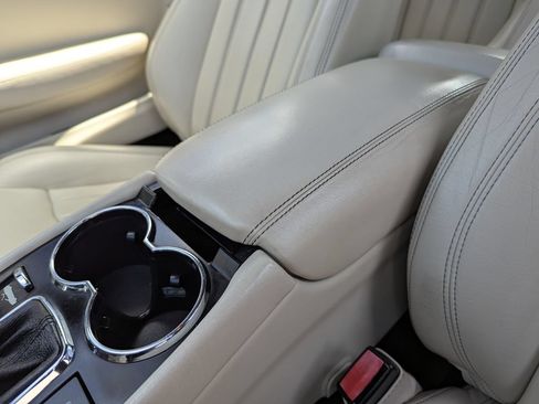 Used 2013 Maserati GranTurismo Convertible RWD image 28