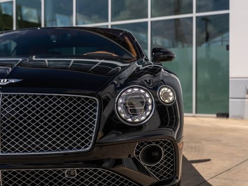 Certified 2022 Bentley Continental GT AWD/4WD image 11