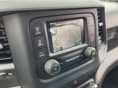 Used 2024 RAM 2500 Tradesman w/ Chrome Appearance Group image 30