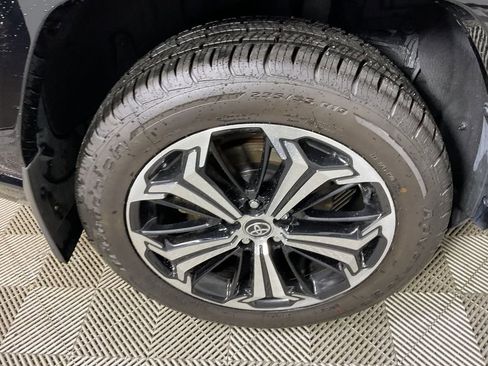 Used 2022 Toyota RAV4 XSE image 10