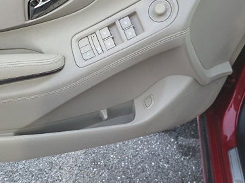 Used 2014 Buick LaCrosse Leather image 13