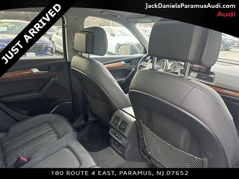 Used 2023 Audi Q5 2.0T Premium w/ Convenience Package image 13