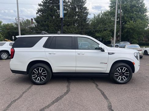 Used 2021 GMC Yukon AT4 w/ AT4 Premium Plus Package AWD/4WD image 9