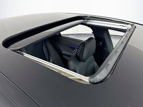 Used 2023 Mercedes-Benz C 300 Sedan image 22