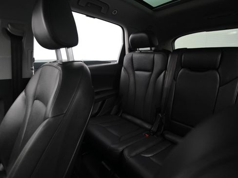 Used 2018 Audi Q7 3.0T Prestige image 45