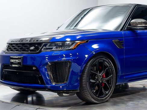 Used 2022 Land Rover Range Rover Sport SVR AWD/4WD image 4