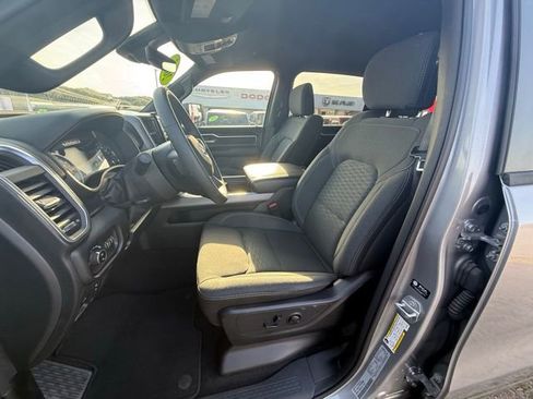 Used 2025 RAM 1500 Big Horn image 9