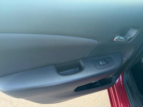 Used 2014 Chrysler 200 LX FWD image 20
