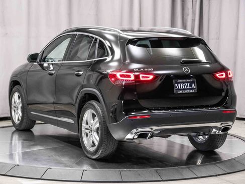 Certified 2022 Mercedes-Benz GLA 250 image 2