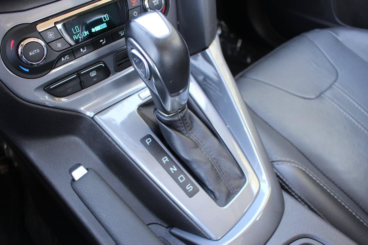 Used 2014 Ford Focus Titanium FWD image 31