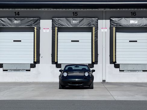 Used 1997 MAZDA MX-5 Miata image 7