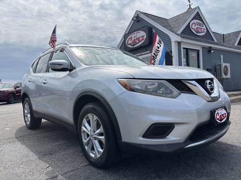 Used 2016 Nissan Rogue SV AWD/4WD image 1