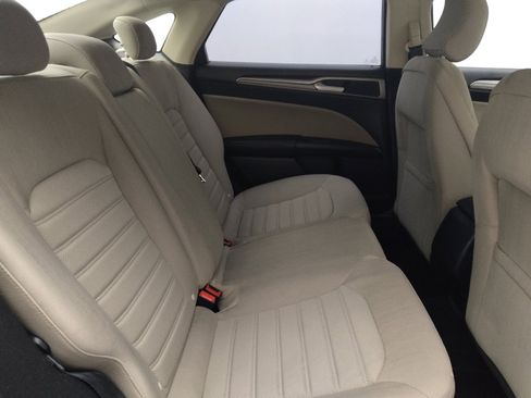Used 2019 Ford Fusion S FWD image 19