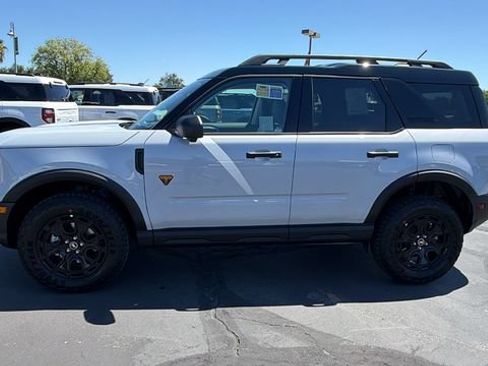 New 2026 Ford Bronco Sport Badlands w/ Sasquatch Badlands Package AWD/4WD image 7