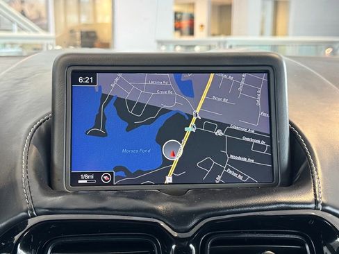 Used 2020 Aston Martin V8 Vantage Coupe image 39