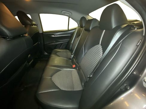 Used 2023 Toyota Camry SE image 13