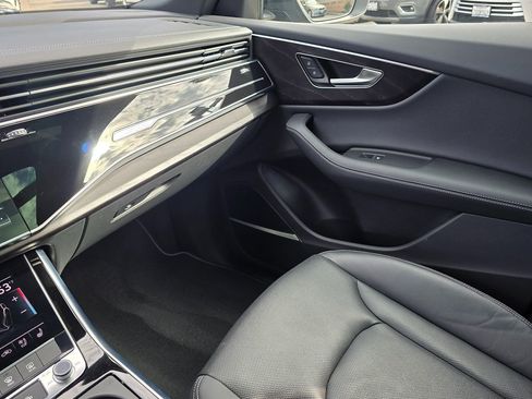Used 2023 Audi Q8 Premium Plus image 46