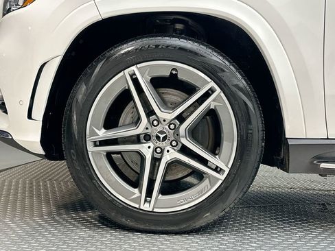 Used 2023 Mercedes-Benz GLS 450 4MATIC image 5