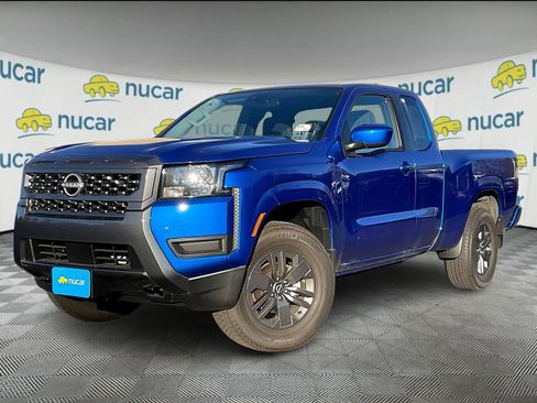 Used 2025 Nissan Frontier SV image 6