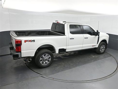 Used 2024 Ford F250 Lariat w/ Lariat Ultimate Package image 29