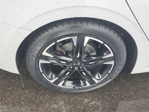 Certified 2021 Kia K5 GT-Line image 5
