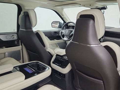 Used 2024 Lincoln Navigator Black Label AWD/4WD image 44