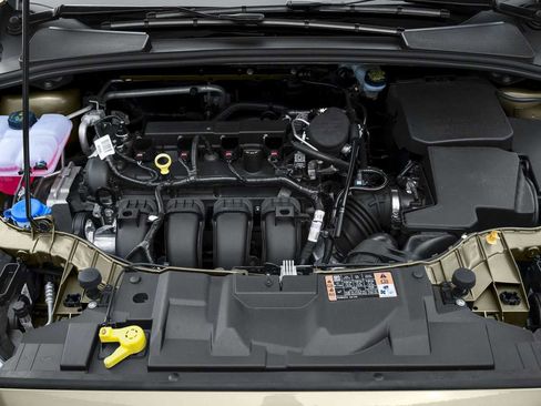 Used 2016 Ford Focus SE image 9