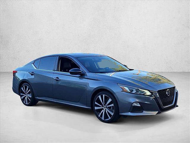 Used 2019 Nissan Altima 2.5 SR FWD image 3