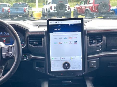 Used 2022 Ford Expedition Max Limited AWD/4WD image 23
