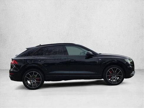 Used 2019 Audi Q8 Prestige AWD/4WD image 4