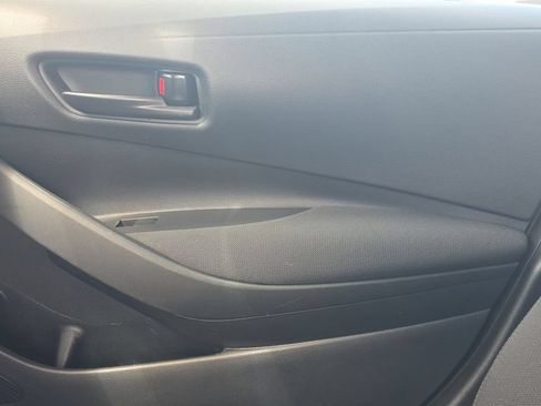 Used 2024 Toyota Corolla LE FWD image 13