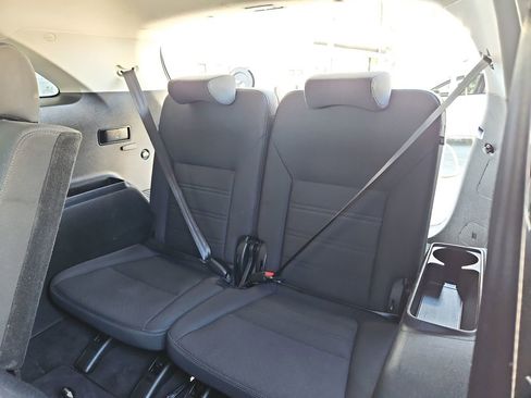 Used 2019 Kia Sorento LX image 26