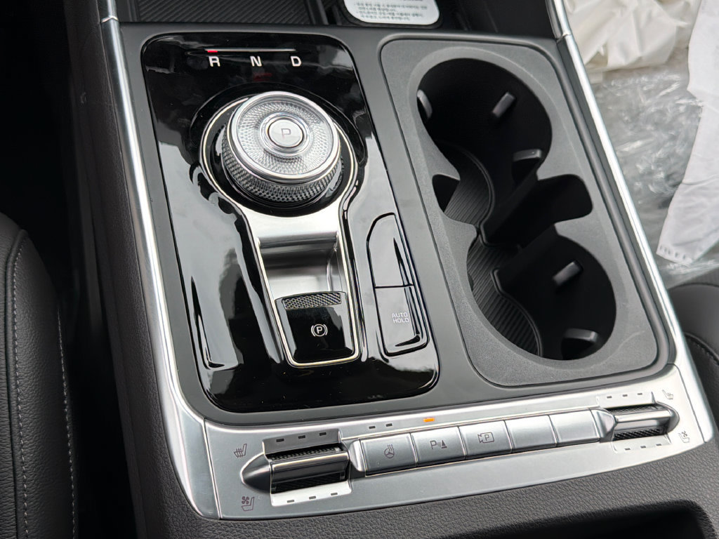 New 2027 Kia Carnival SX Prestige FWD image 31