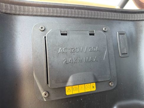 Used 2022 Ford F150 Lightning Lariat w/ Equipment Group 511A High AWD/4WD image 16