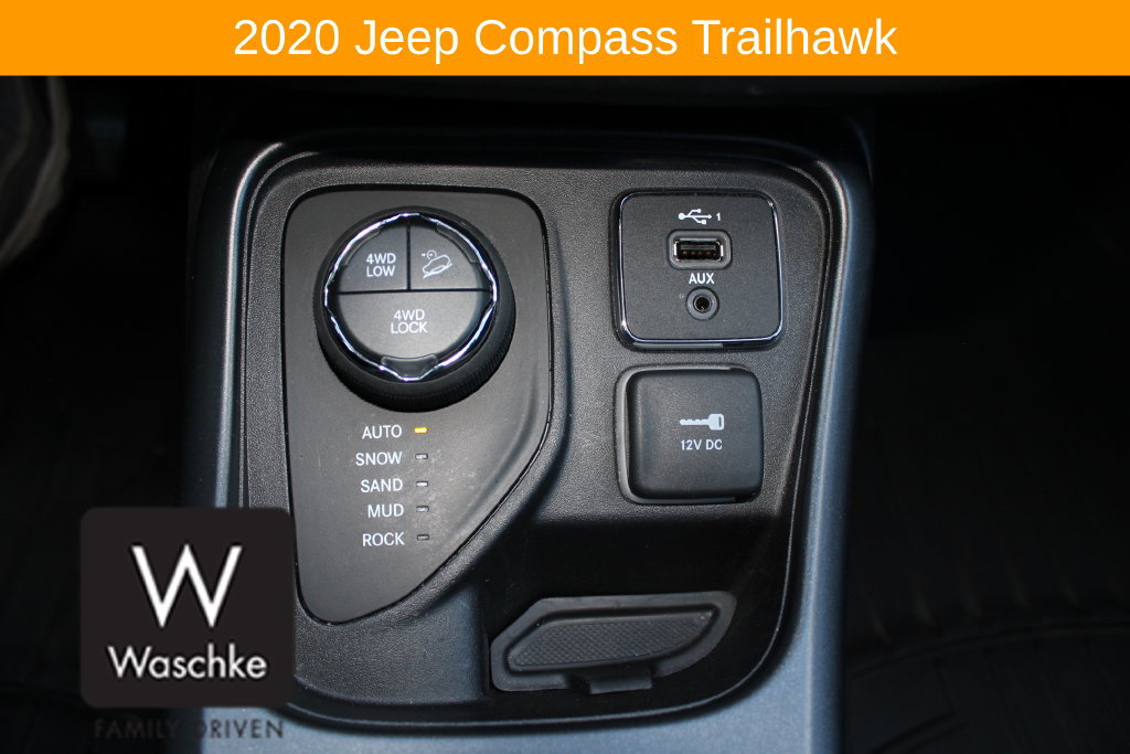Used 2020 Jeep Compass Trailhawk w/ Popular Equipment Group AWD/4WD image 30