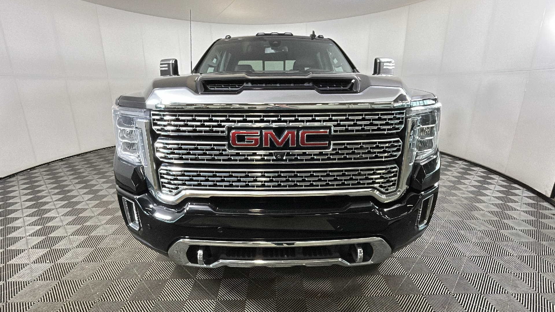 Used 2022 GMC Sierra 2500 Denali AWD/4WD image 9