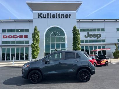 Used 2022 Chevrolet Trax LT w/ Premium Seat Package