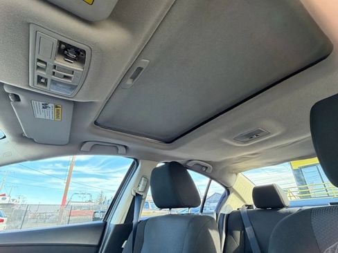 Used 2010 MAZDA MAZDA3 i Touring image 20