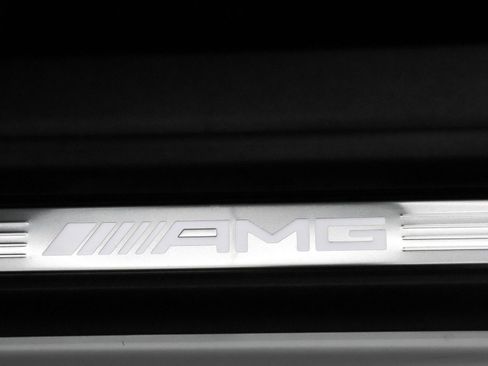 Used 2022 Mercedes-Benz SL 63 AMG 4MATIC image 21