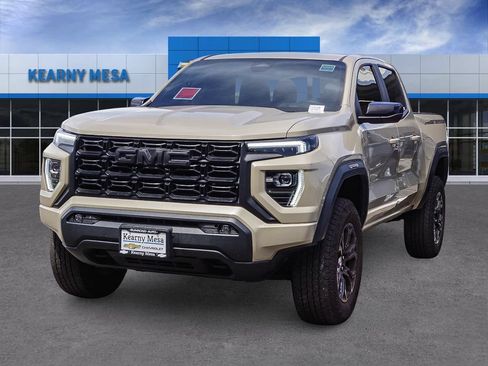 Used 2024 GMC Canyon Elevation w/ Convenience Package RWD image 3