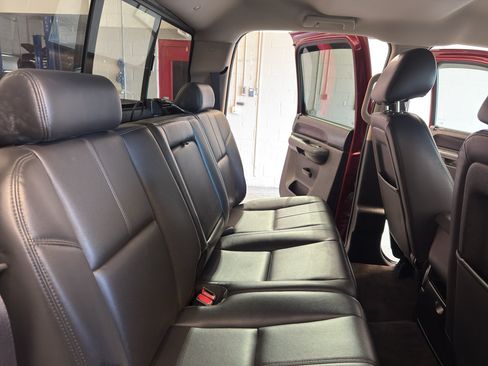 Used 2014 GMC Sierra 2500 SLE w/ SLE Preferred Package AWD/4WD image 26