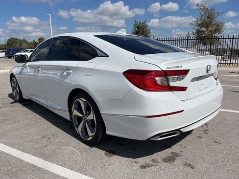 Used 2020 Honda Accord Touring image 6