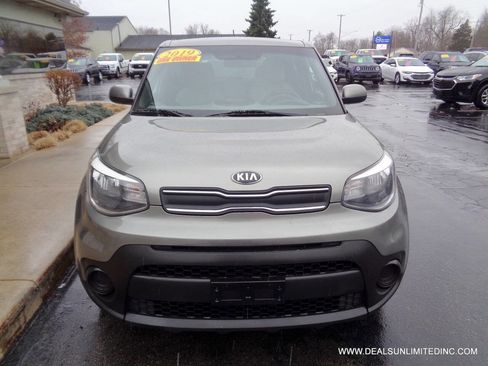 Used 2019 Kia Soul image 19