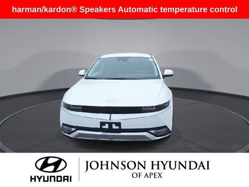 Used 2022 Hyundai Ioniq 5 SE image 3