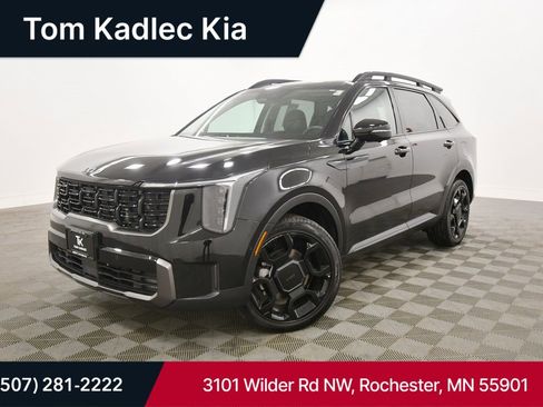Certified 2025 Kia Sorento SX image 1