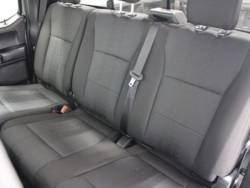 Used 2020 Ford F150 XLT w/ Equipment Group 302A Luxury AWD/4WD image 15