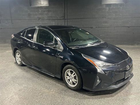 Used 2016 Toyota Prius Two image 7