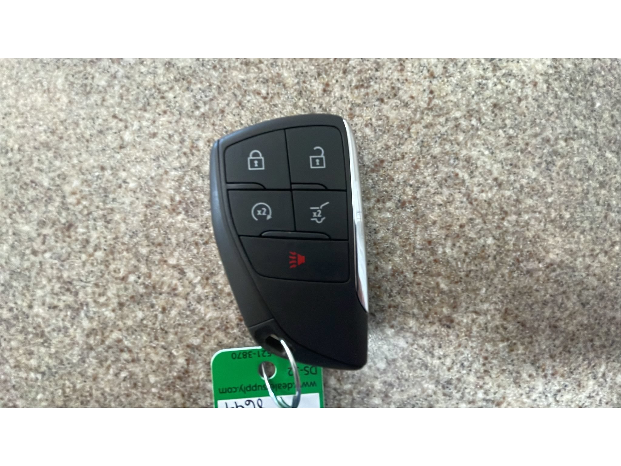 Used 2025 GMC Acadia Elevation AWD/4WD image 19